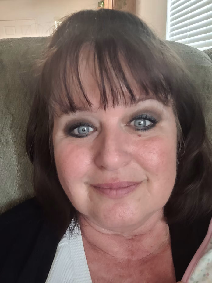 Sandra Dee Fishburn - Profile Photo