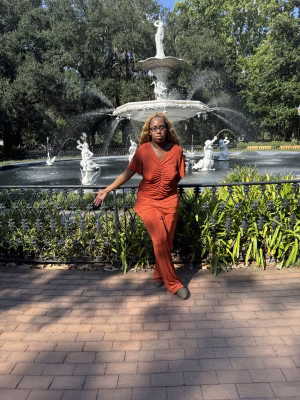 Scarlett Rose - Gallery Image 2