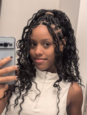 Amy De La Rosa - Gallery Image 1