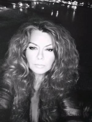 Christina  Bubel - Gallery Image 3