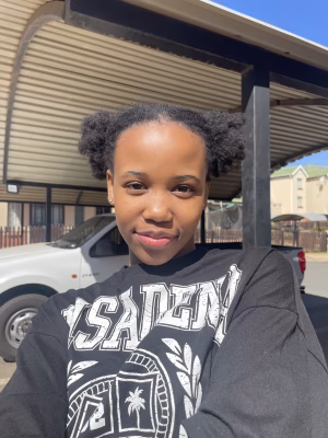 Lusanda  Mavimbela - Gallery Image 3