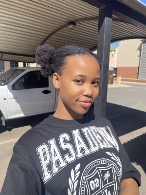 Lusanda  Mavimbela - Gallery Image 2