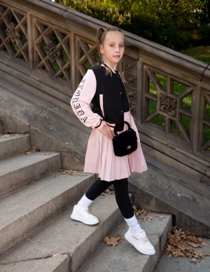 Elizaveta Mikhailova - Gallery Image 1