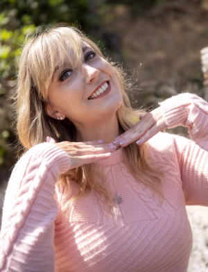 Christina Creamer - Gallery Image 3