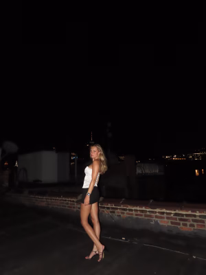 Emily Naylor - Gallery Image 4