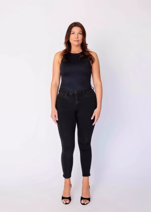 Madison Geter - Project Casting Gallery Image 6 Madison Geter - Gallery Image 6