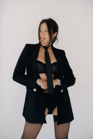 Iuliiia Ponomareva - Gallery Image 13