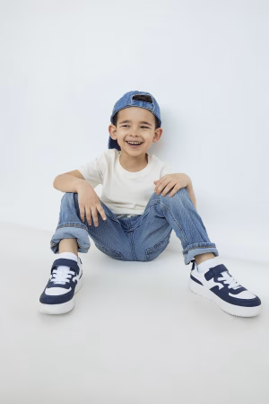 Ashton Balek - Gallery Image 1