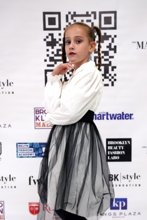 Elizaveta Mikhailova - Gallery Image 7