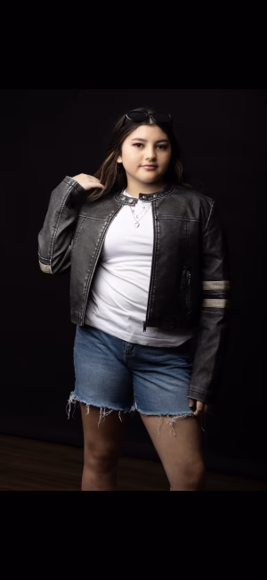 Lilly Skie - Gallery Image 5