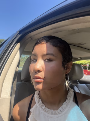 Naomi Durante - Project Casting Gallery Image 4 Naomi Durante - Gallery Image 4