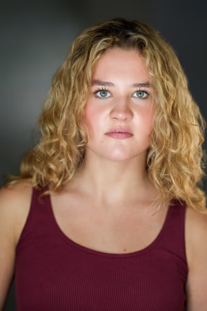 Tatum Lander - Project Casting Gallery Image 4 Tatum Lander - Gallery Image 4