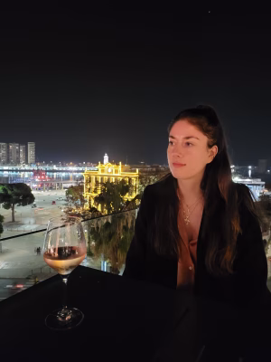 Sara Bradley - Gallery Image 2