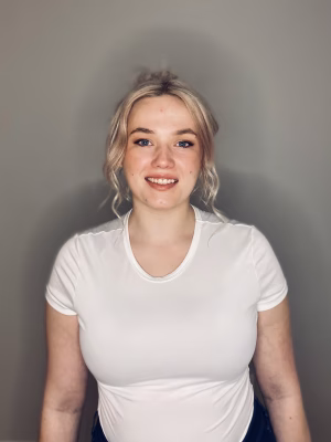 Alexis Youngman - Project Casting Gallery Image 4 Alexis Youngman - Gallery Image 4