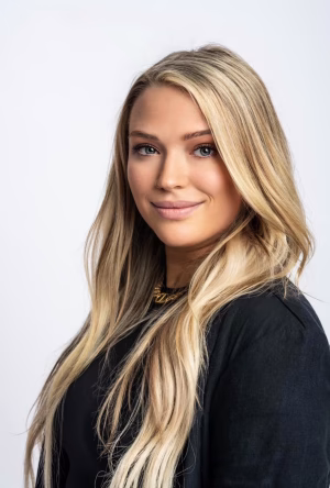 ALISHA FOLEY - Project Casting Gallery Image 5 ALISHA FOLEY - Gallery Image 5