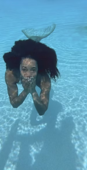 Chelsea Comeau - Project Casting Gallery Image 4 Chelsea Comeau - Gallery Image 4