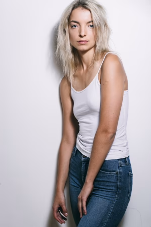 Abbie Loshuk - Project Casting Gallery Image 4 Abbie Loshuk - Gallery Image 4