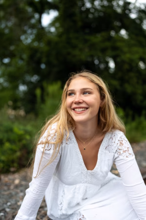 Hailey Rose Kuhns - Gallery Image 1