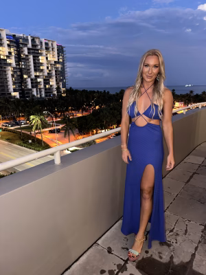 Shannon Russell - Project Casting Gallery Image 1 Shannon Russell - Gallery Image 1