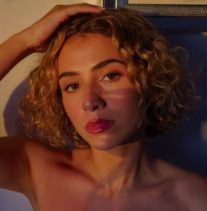 Romey Lauren - Project Casting Gallery Image 10 Romey Lauren - Gallery Image 10