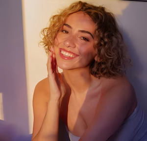 Romey Lauren - Project Casting Gallery Image 7 Romey Lauren - Gallery Image 7