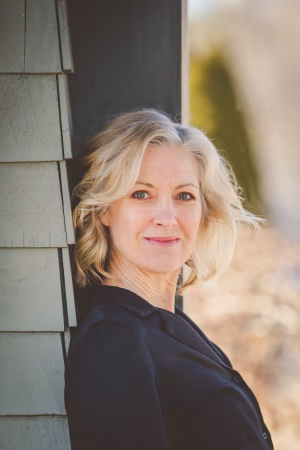 Sharon Rizzo - Gallery Image 9