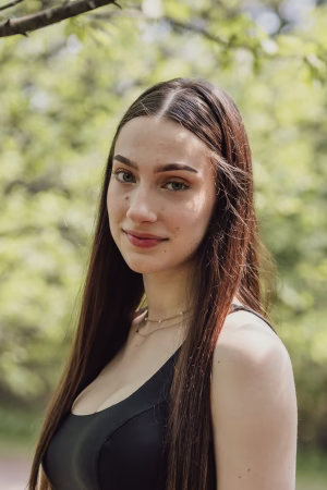 Sarah Gruchy - Gallery Image 6