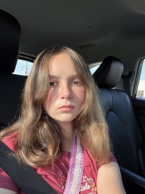 Laynee Thomas - Gallery Image 4