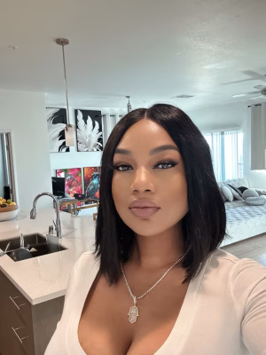 Diane Bryant - Gallery Image 1