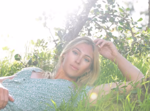 Amanda Harnett - Gallery Image 8