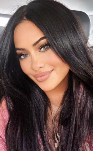 Pearl Nua - Project Casting Gallery Image 5 Pearl Nua - Gallery Image 5