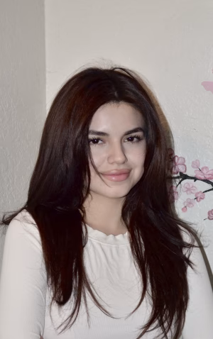 Skye De La Garza - Project Casting Gallery Image 4 Skye De La Garza - Gallery Image 4