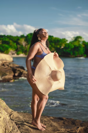 Tanya Donavan - Gallery Image 4