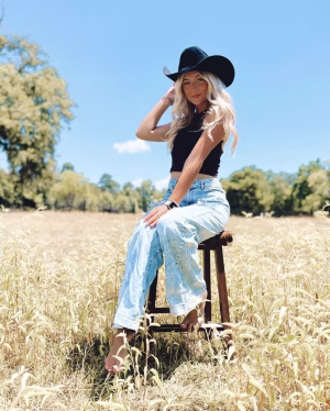 Emiley Lane - Gallery Image 10