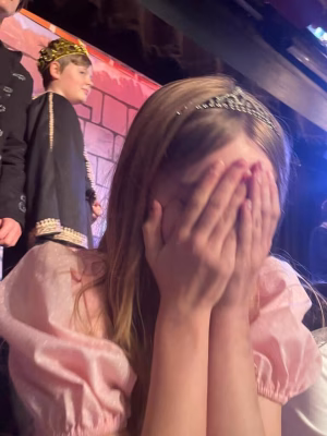 Rosie Foulkes - Gallery Image 8