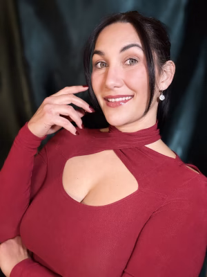 Adriana Ruiz - Project Casting Gallery Image 8 Adriana Ruiz - Gallery Image 8