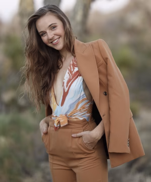 Lea Louisa Schefke - Project Casting Gallery Image 8 Lea Louisa Schefke - Gallery Image 8