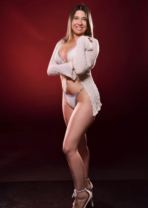 Alyssa Pemberton - Gallery Image 3