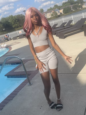 Kiana Veasley - Gallery Image 9