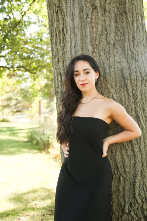 Isha Oberoi - Gallery Image 11