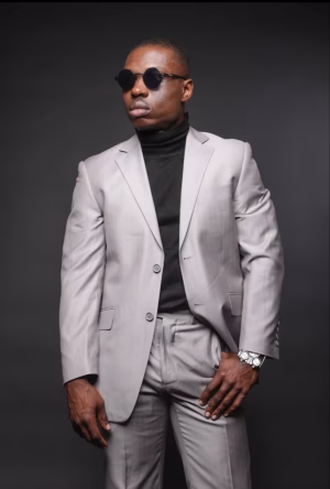 Alex Dankwa - Gallery Image 4