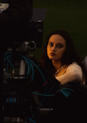 Xaya Wolfsteller - Gallery Image 8