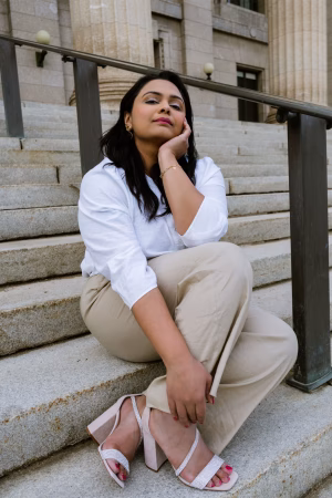 Avvanii Daveh - Gallery Image 9