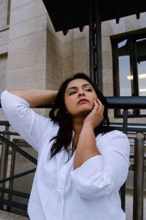 Avvanii Daveh - Gallery Image 6