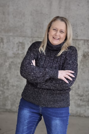 Denise Neecy Smith - Gallery Image 10