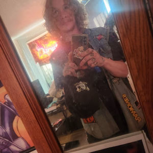 Myles Chesmore - Gallery Image 2