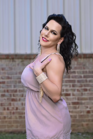 Shanon  Jackson - Gallery Image 14