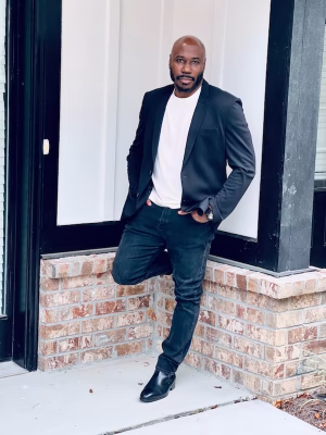 Lorenzo  Edwards - Gallery Image 2