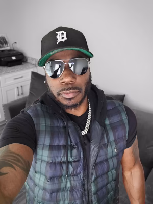 Lorenzo  Edwards - Gallery Image 6