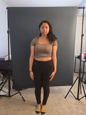 Stephanie Mbi - Gallery Image 1